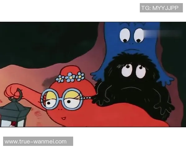 足球掉进洞里引发的奇妙冒险与友情的故事